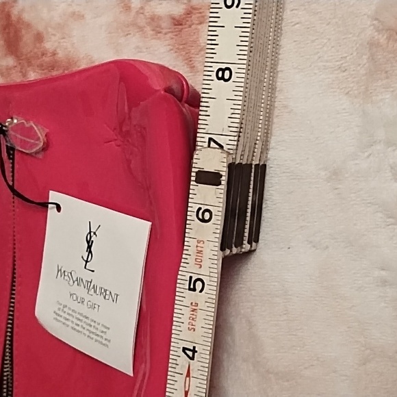 YSL Beaute 💋 Cosmetic Case w/ Lip Charm - Picture 7 of 10